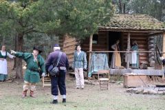3.-Homesteader-protests-Fed-troops-on-his-land